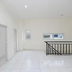 Oyo Life 2751 Deyo Kost
